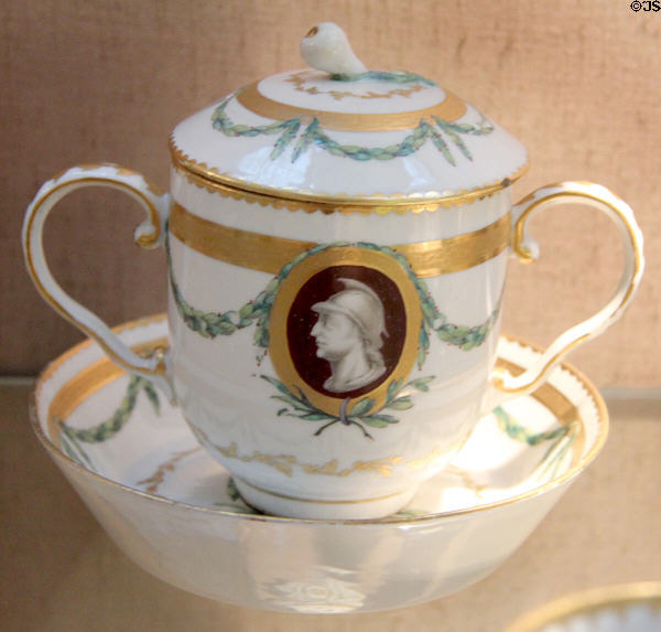 Porcelain caudle cup, cover & saucer (c1775) made in Bristol Porcelain factory & possibly listed in factory catalogue, at Bristol Museum & Art Gallery. Bristol, England.