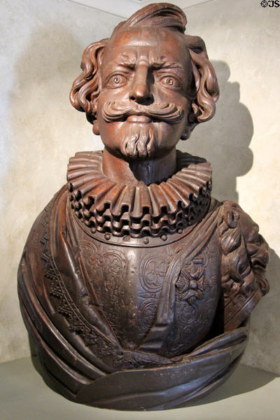 Drake figurehead (unknown) at Mystic Seaport art museum. Mystic, CT.